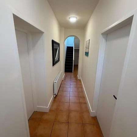 Docklands House Apartment Dublin