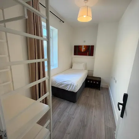 Apartment Docklands House Dublin
